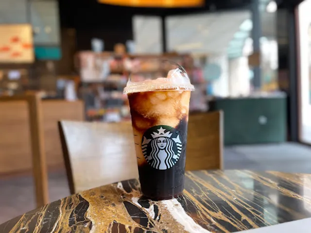 STARBUCKS Uni-President Dept. Store Taipei 2F Shop