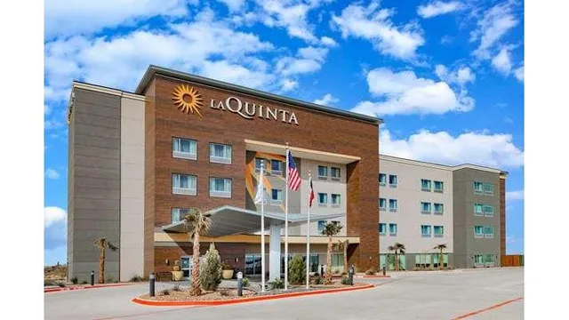 La Quinta Inn & Suites by Wyndham Fort Stockton Northeast