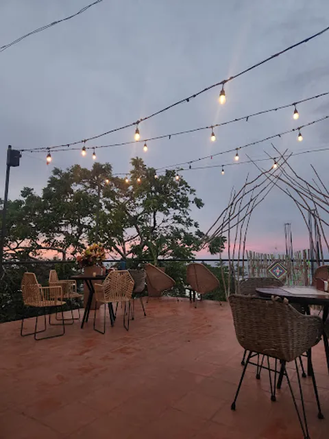 Casa Paraíso Pizza & Bar