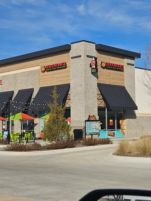 Victory Shops at Basswood