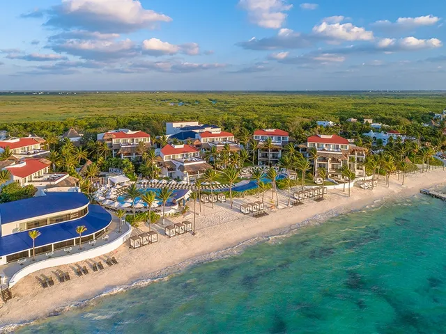 Desire Pearl Riviera Maya Resort