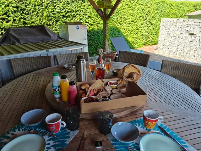 Ontbeit | ontbijt aan huis