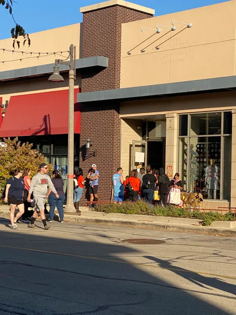 Controlled Chaos: Vintage, Vinyl & Variety