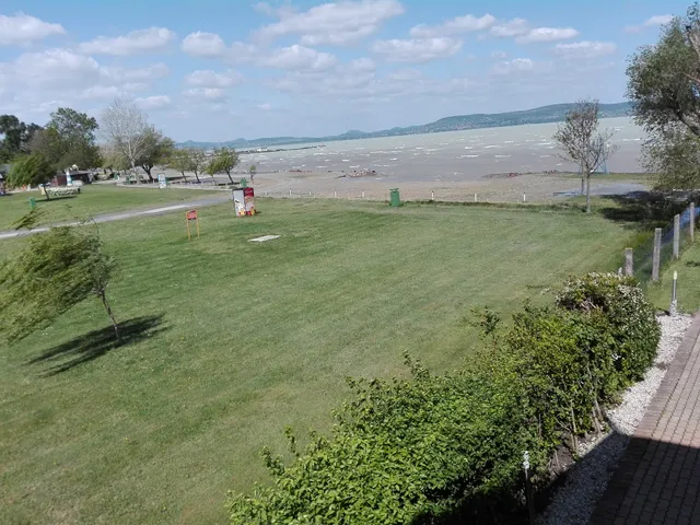 Lelle Park Apartment House