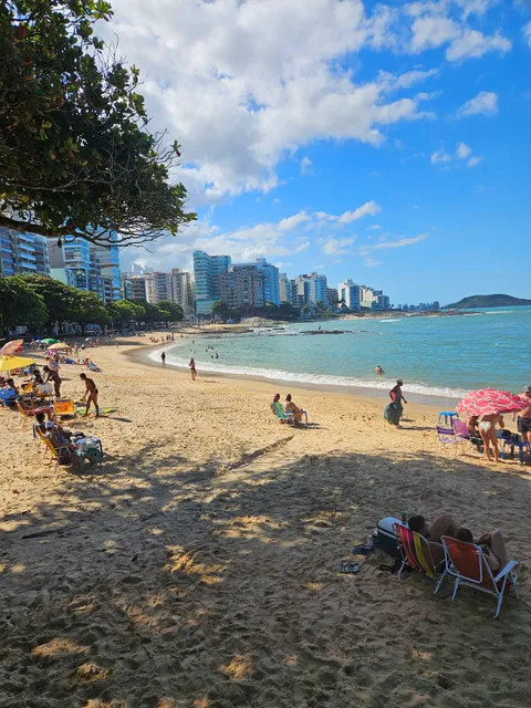 Apartamentos para temporada em Guarapari - Ed. Garios - Centro