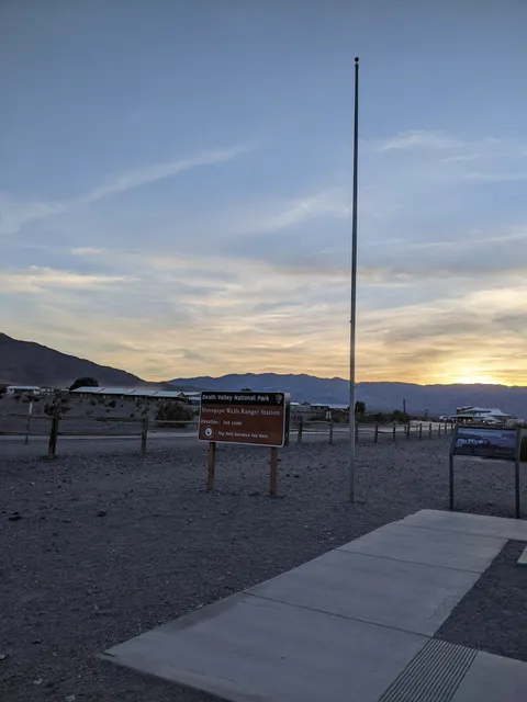 Stovepipe Wells Ranger Station (10ft Elevation))