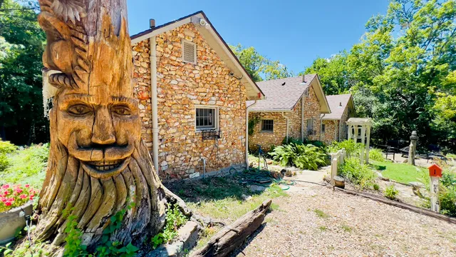 Rock Cottage Gardens Bed & Breakfast Inn