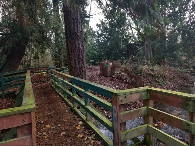 Longfellow Creek Greenspace at Brandon St.