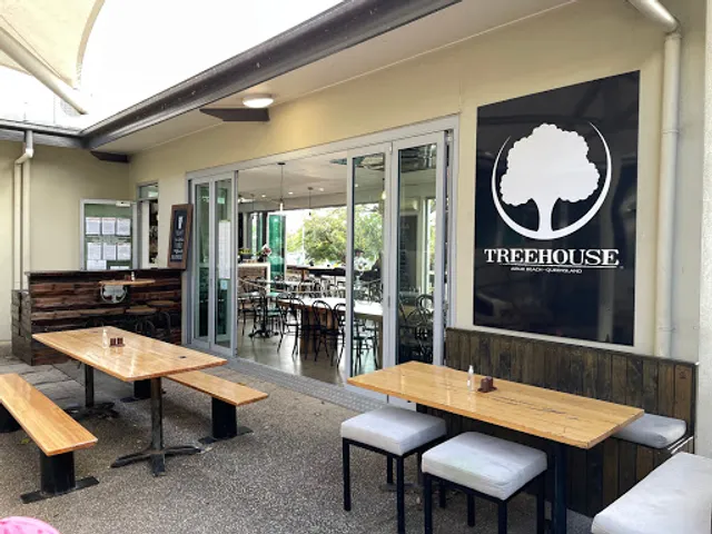 Treehouse Airlie Beach