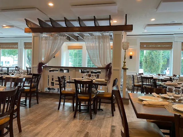 Mauka Indian Cuisine