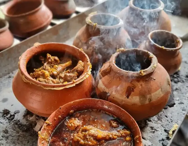 EFT CAFE & FOOD LOUNGE