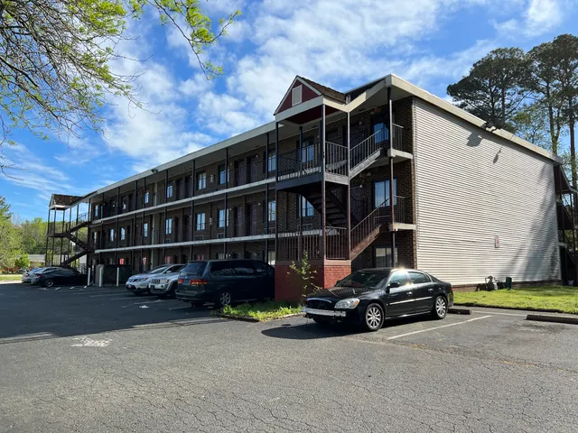 Arrow Inn & Efficiencies