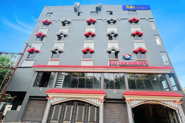 FabHotel Sai Jagannath Residency