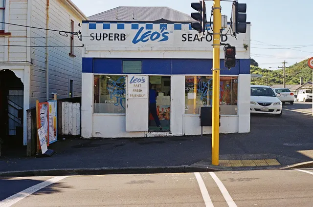 LEO'S Seafood