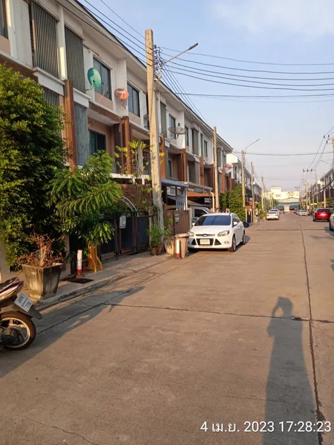 The Private77 Onnut 36