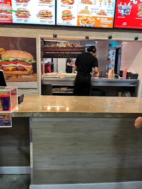 Burger King - Shopping Piratas