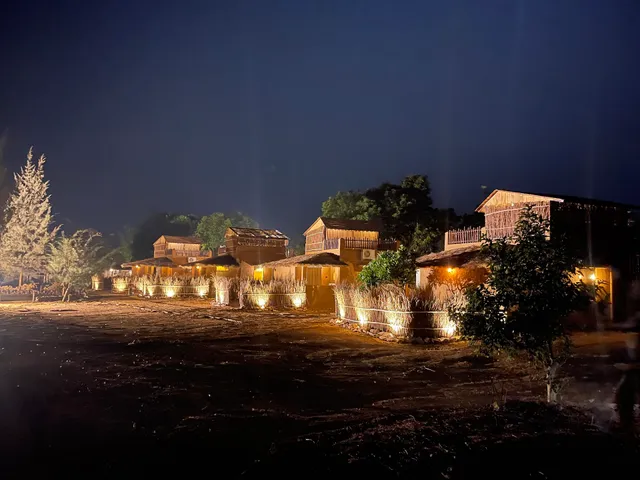 Karhandla Wildlife Luxuries