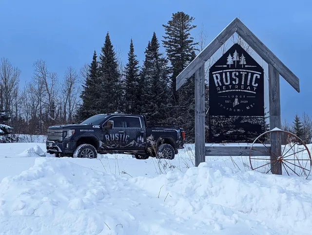 Rustic Retreat Lodge