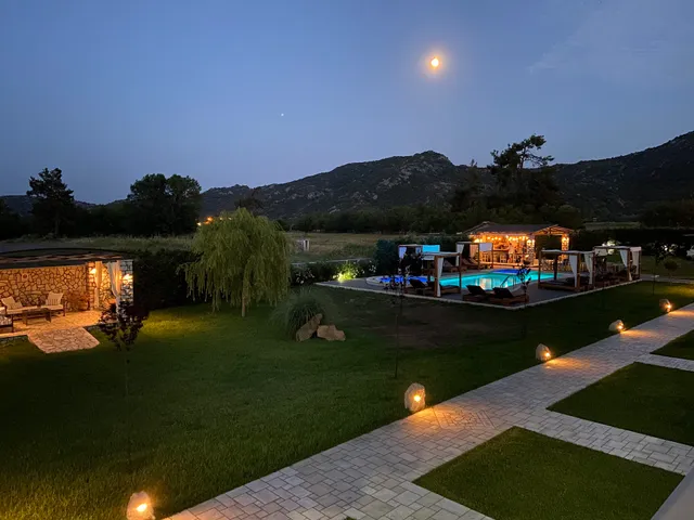 A Ponte Studios & Apartments