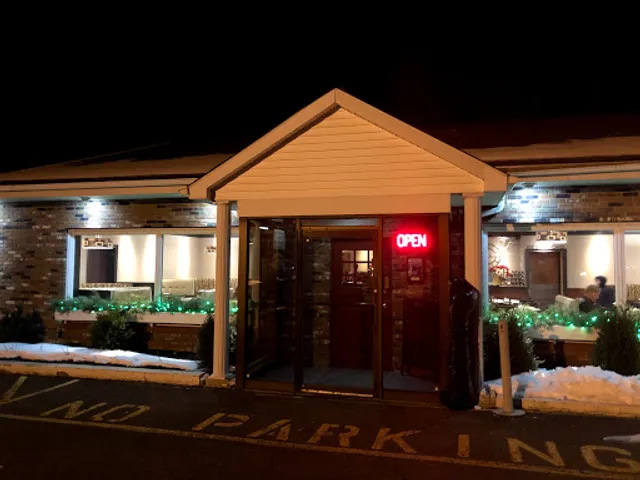 Four Brothers Pizza Inn