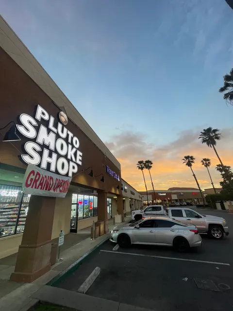 Pluto Smoke Shop