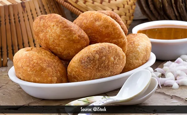 Pandit Ji Ki Bedmi Puri Aur Kachori
