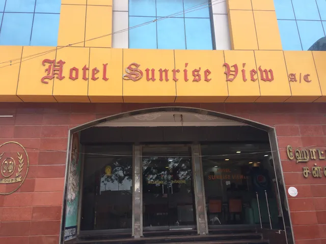 OYO 24347 Hotel Sunrise View