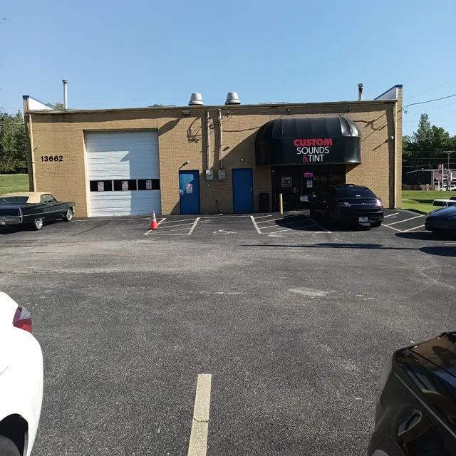 Custom Sounds & Tint - Manchester