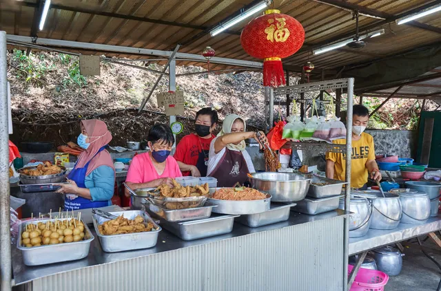 Henry's Fried Chicken 佩芬经济小食档