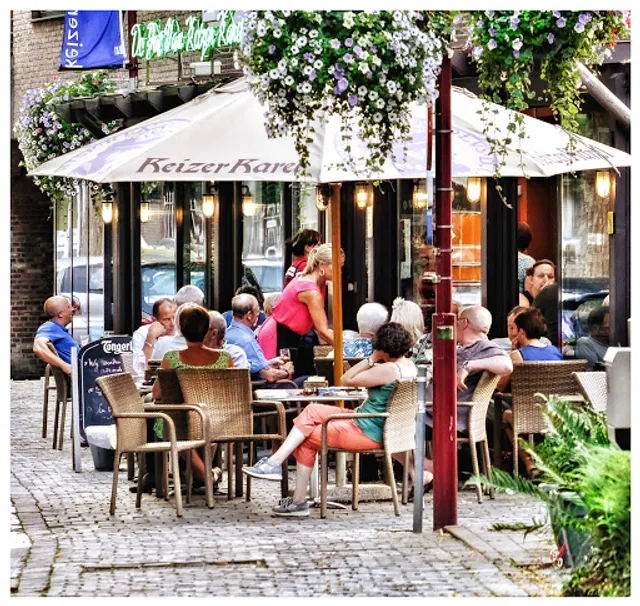 De Pot Van Keizer Karel