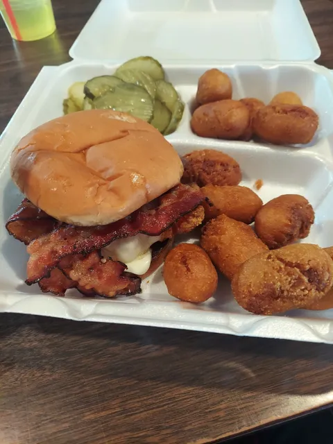 Thunder Alleys Bar & Bowling