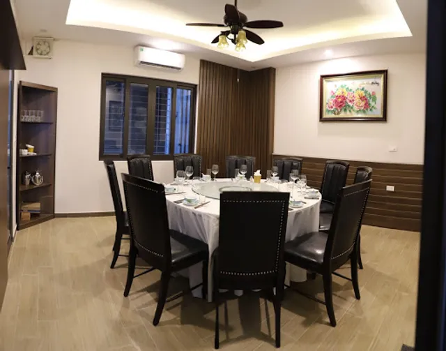 Nhà hàng Cát Lục Thủy