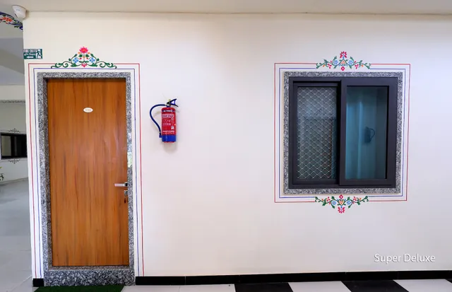 Hotel The Aadimata & Banquets