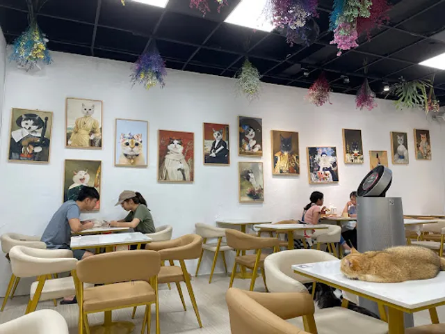 貳巷貓弄 板橋店(未滿12歲孩童僅接受電話/臉書粉絲團預約)