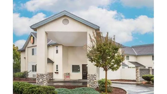 Super 8 By Wyndham Cloverdale/Greencastle