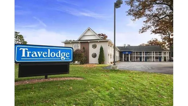 Travelodge by Wyndham Traverse City MI