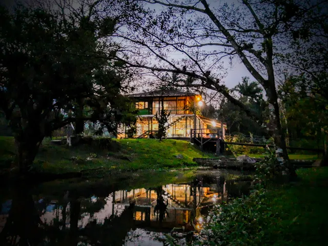 Chácara Casa de Vidro