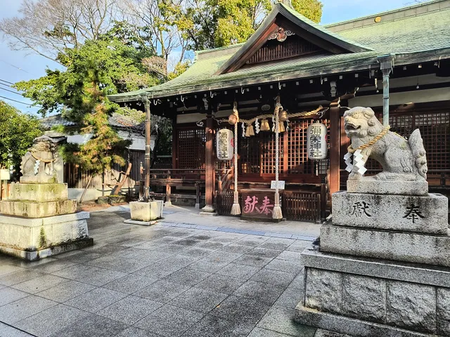 Iyasaka Shrine