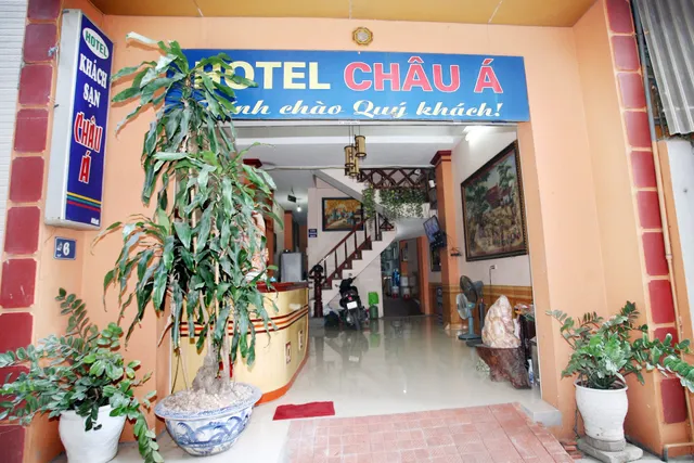 Nhà Nghỉ Châu Á