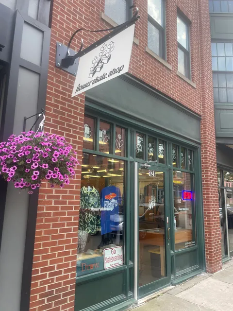 Flower Skate Shop
