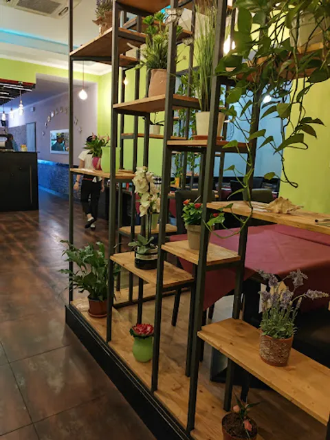 Asian restaurant TON LU REN