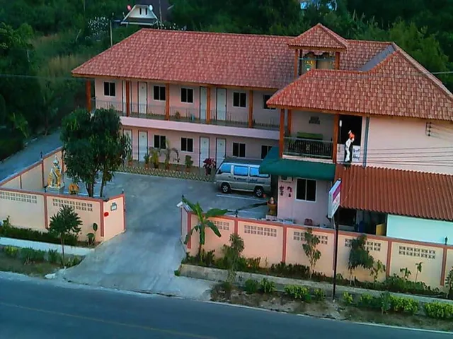 วัฒนะฮิลล์รีสอร์ทสัตหีบ