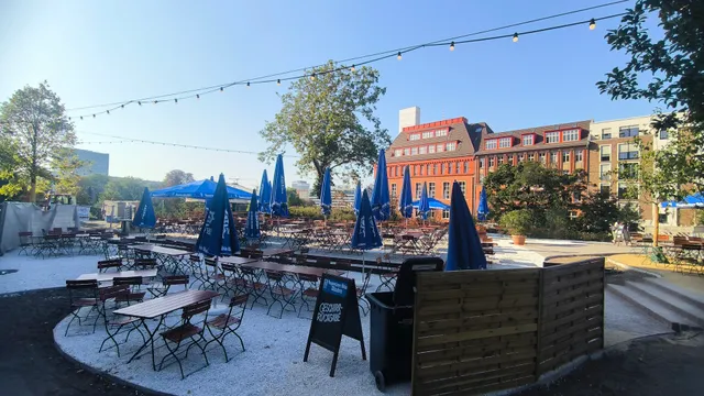 Augustiner auf Bötzow / Wirtshaus und Biergarten