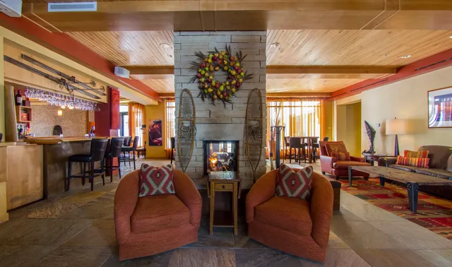 The Blonde Bear Tavern & Cafe