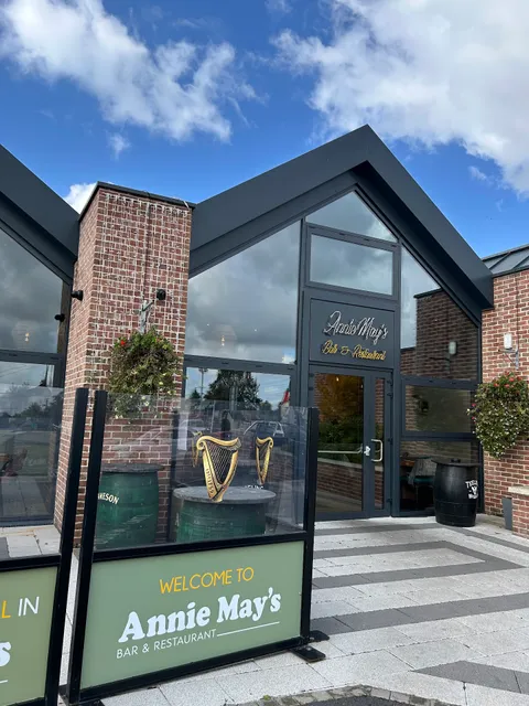 Annie Mays Bar & Restaurant