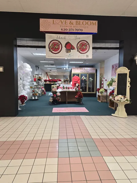 Love and Bloom Flower Boutique