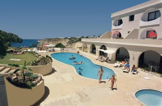 Colina Sol Apartment House