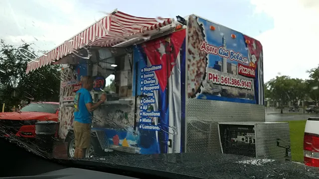 Pizzeria “Asere Que Bola “