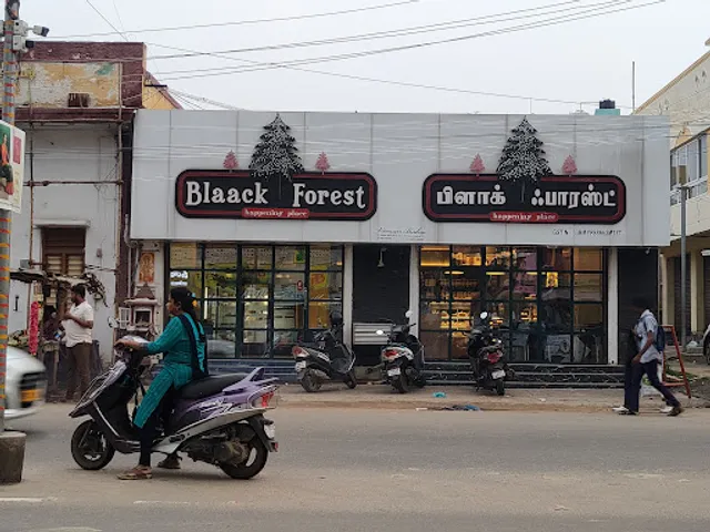 Blaack Forest Cakes - KK Nagar - Madurai