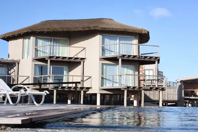 MarAdentro Apart Hotel & Suites